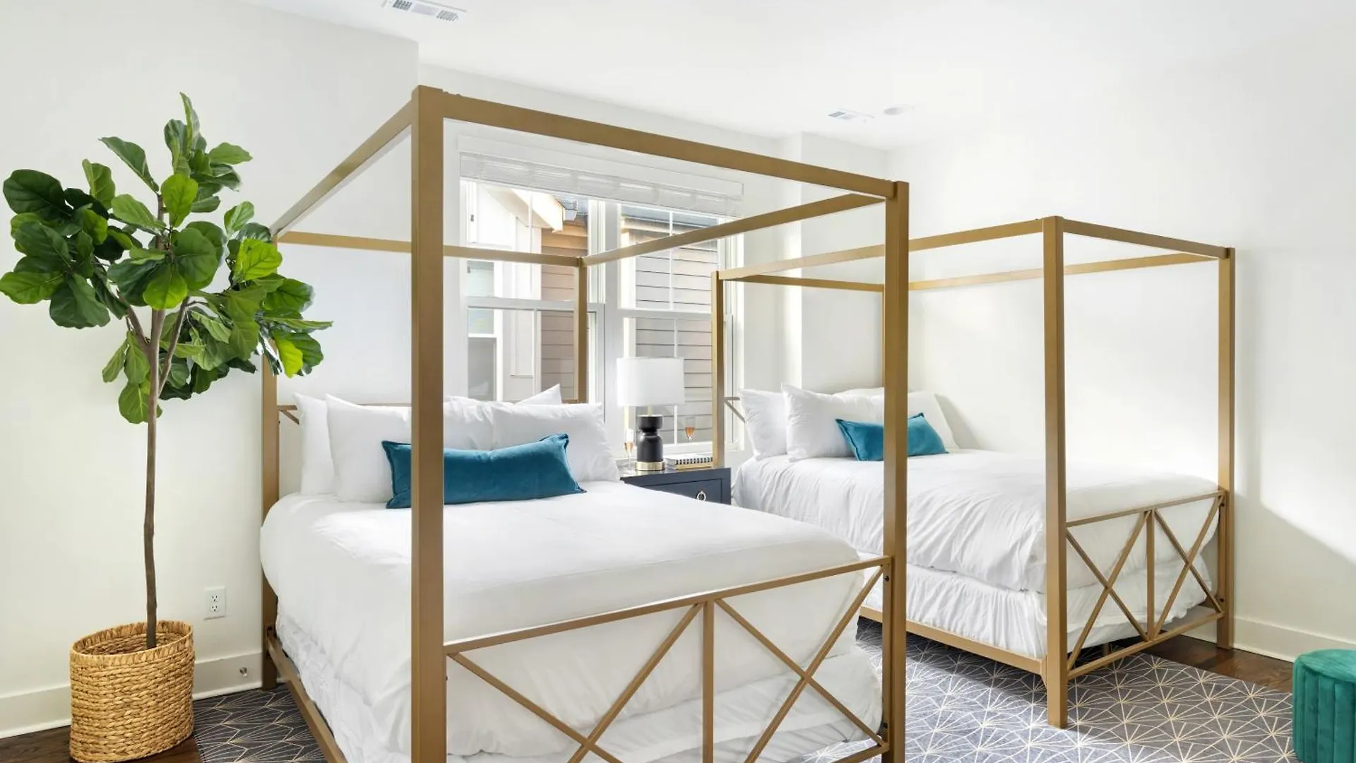 Hart Suite Buyout 7 By Avantstay Two Nashville Town Houses W Stunning Amenities Design 0*,